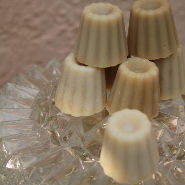 Savon de soin composé d'huiles végétales et beurres végétaux 100 % bio Enrichi en huile d'avocat - Savon de soin destiné à tous ceux qui ne veulent pas d'huile essentielle dans leur savon.